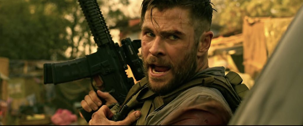 5haled_4k's tweet photo. اسم الفلم: Extraction 2020
تقيمي: 7/10

افضل فلم اكشن تابعته ف فترة الحجر موجود ع نتفلكس 👌🏻🔥

قصة الفلم:
يذهب تايلر تايك المجرم المرتزق في أكثر العمليات المهلكة، حينما يتعين عليه إنقاذ الابن المختطف لزعيم الجريمة الدولي عالميًا والذي يمكث في السجن
#ExtractionNetflix 
#Netflix https://t.co/teer7r9iSC
