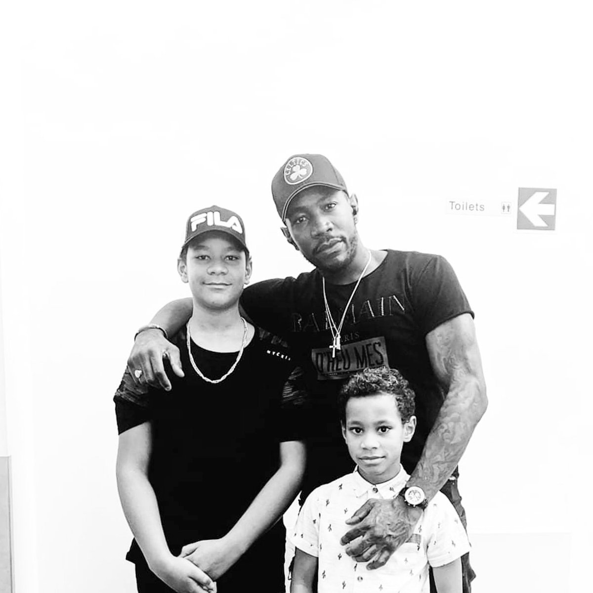 RIOowyamean's tweet photo. My reason why has never changed, after God its my beautiful handsome boys 🙏🏿🕊️
KOBIE 🤴🏾
KALEB 🤴🏾
#DaddyRi #Father #Sons #Heirs #kings #Handsome #likefatherlikesons #bold #beautiful #GBU #Awake #Officialrio #OwYaMean #Manchester #TheManc #covıd #BLM #GodsPlan https://t.co/tFHnGCP8by