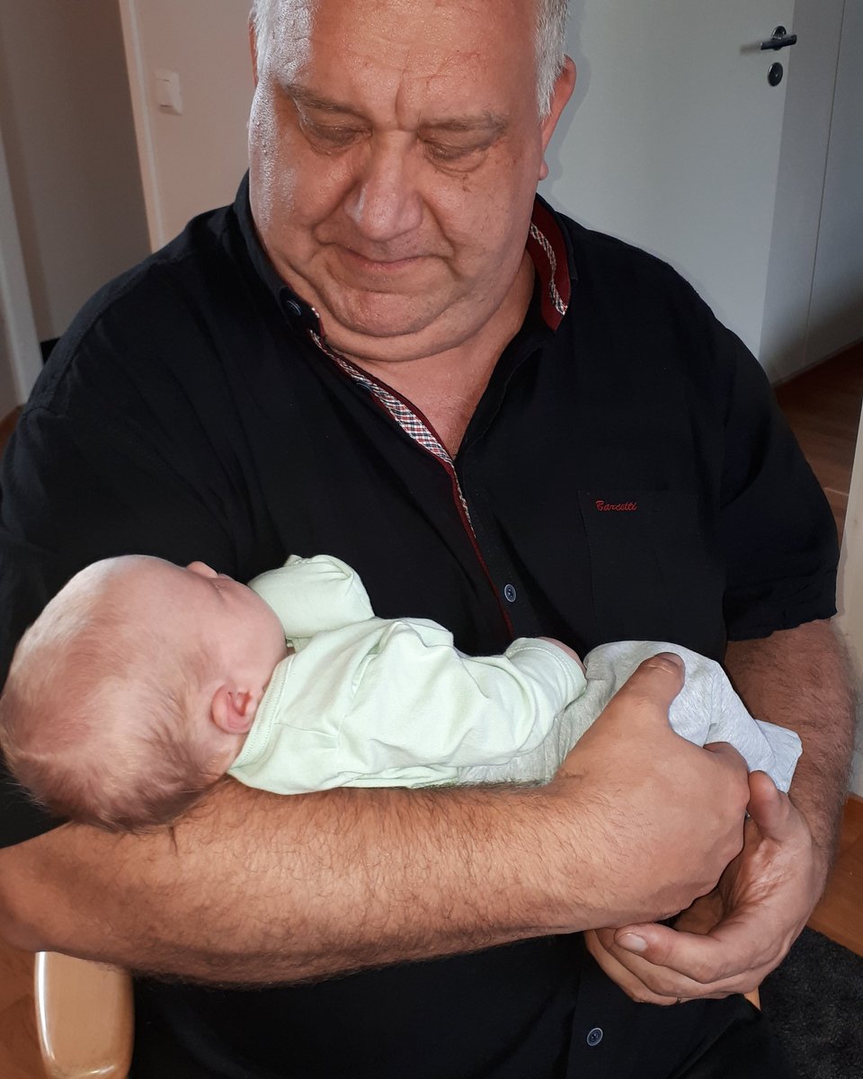 Kesäkuun alussa syntyi maailmaan kaunis tyttölapsi ja minusta tuli #ukko #isoisä