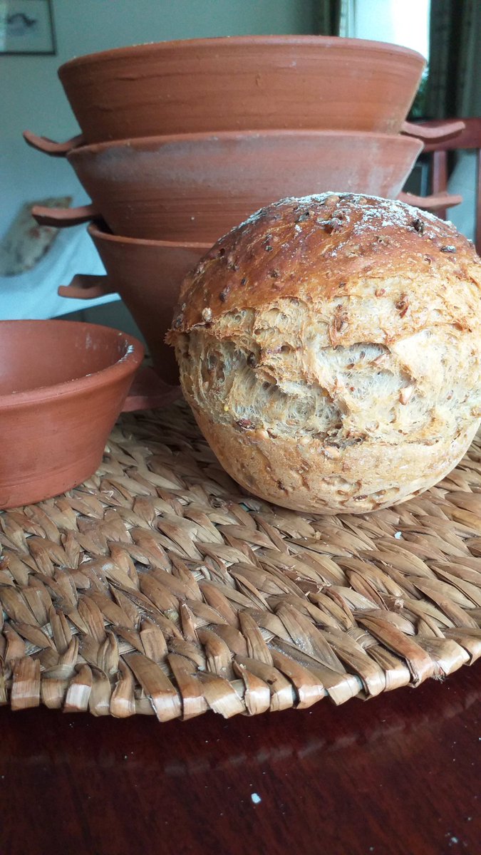 Ivycottagebaker's tweet image. #minime #breadpot the first I got from @vickywarepots in 2017 and use it when I have a few hundred grams of #dough left this bubble of goodness is a mix of @ShiptonMill &amp;amp; @carrs_flour in a #maltedmultiseed #healthyfood #realbread #microbakery #cumbria #handcrafted collaboration