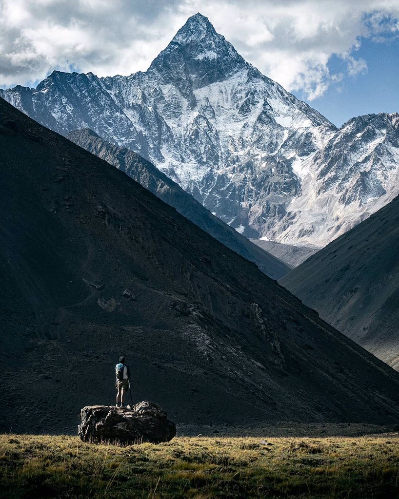 cajondelmaipo's tweet image. No son los Alpes ni los Himalayas, es el #CajónDelMaipo, un bello registro del Aparejo (4.794 msnm), a minutos de #Santiago puedes disfrutar la belleza de Los Andes centrales. #QuédateEnCasa

📸 Nicolas Torres H.