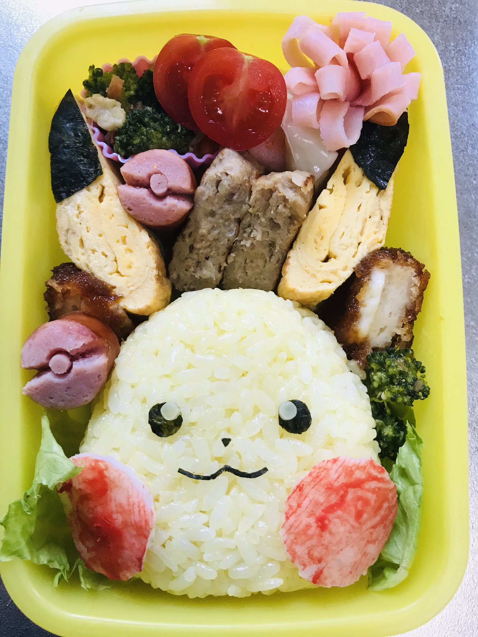 Yoshi N シングルファザーのおっさんが作るキャラ弁 娘の笑顔がみたいから キャラ弁 キャラ弁初心者 キャラ弁当 こどもごはん ピカチュウ かわいい ポケモン マイメロ マイメロディ ステラルー ミニオン ミニオンズ Usj ユニバ