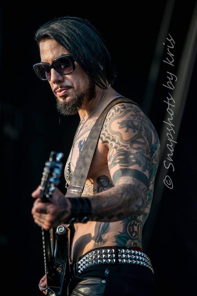 Happy Birthday  @DaveNavarro