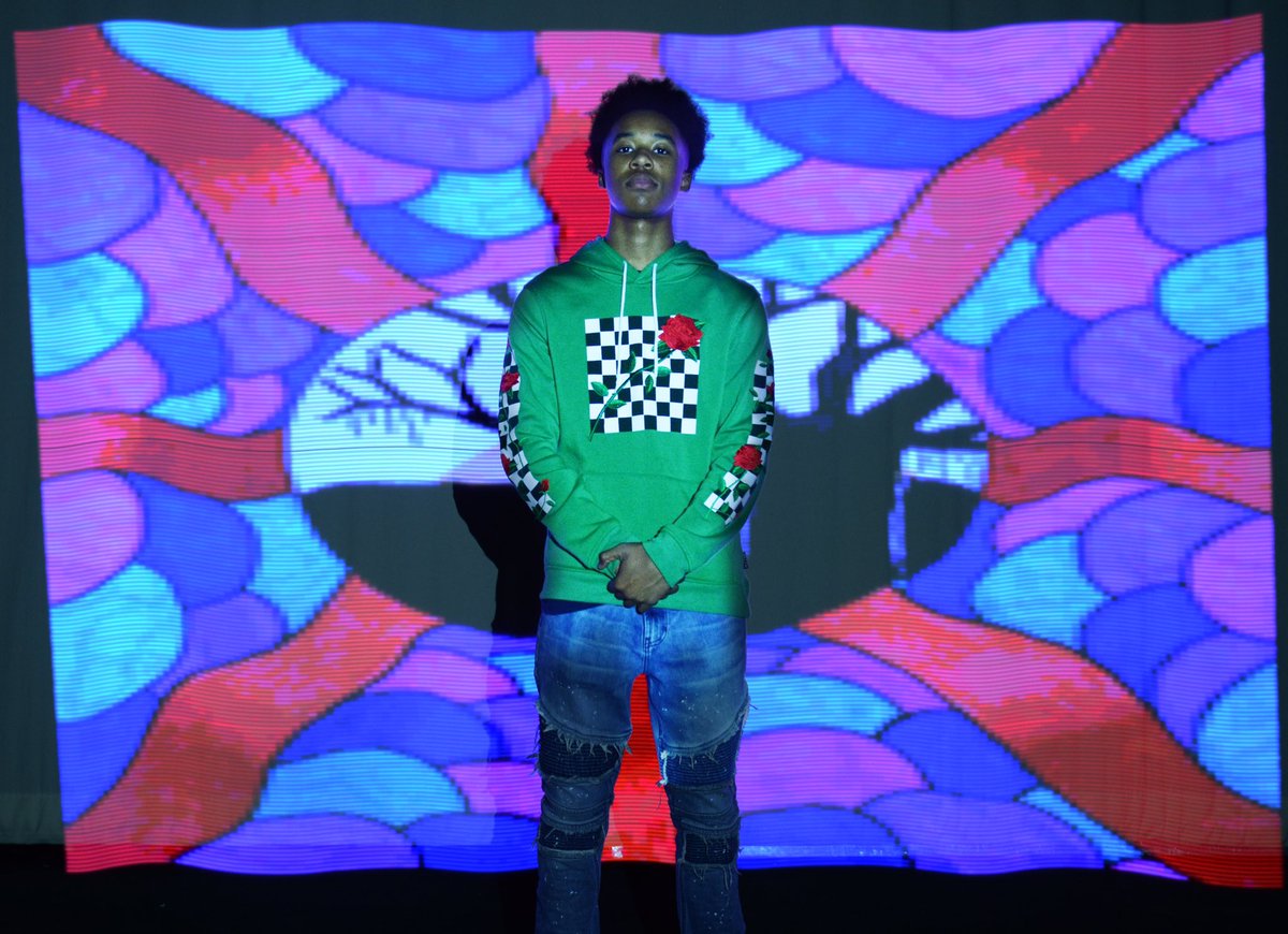 IPSD204Art's tweet image. Art has the power to transform, to illuminate, to educate, inspire and motivate. #ArtIsLife #PixelStick #Create #204Art