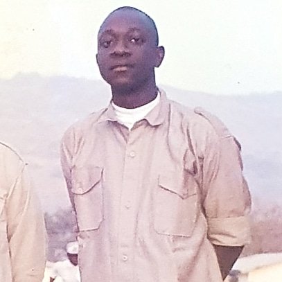 AbdulAbmJ's tweet image. Thanks to lockdown, found my NYSC pictures! But it got me thinking. It is time to remodel the scheme.The huge amount spent yearly including 12 months allowance can be used as a one-off start up capital for each Corp member. I will share details of my idea in a thread tomorrow ISA