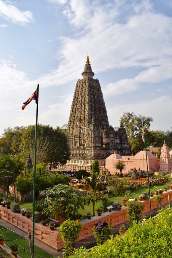 The current pyramidal structure of the Mahabodhi Temple dates from the Gupta Empire, in the 5th–6th century CE. The Guptas were Sanatanis as well. The Mahabodhi Temple was built according to the Hindu Temple Architecture. (16/21)