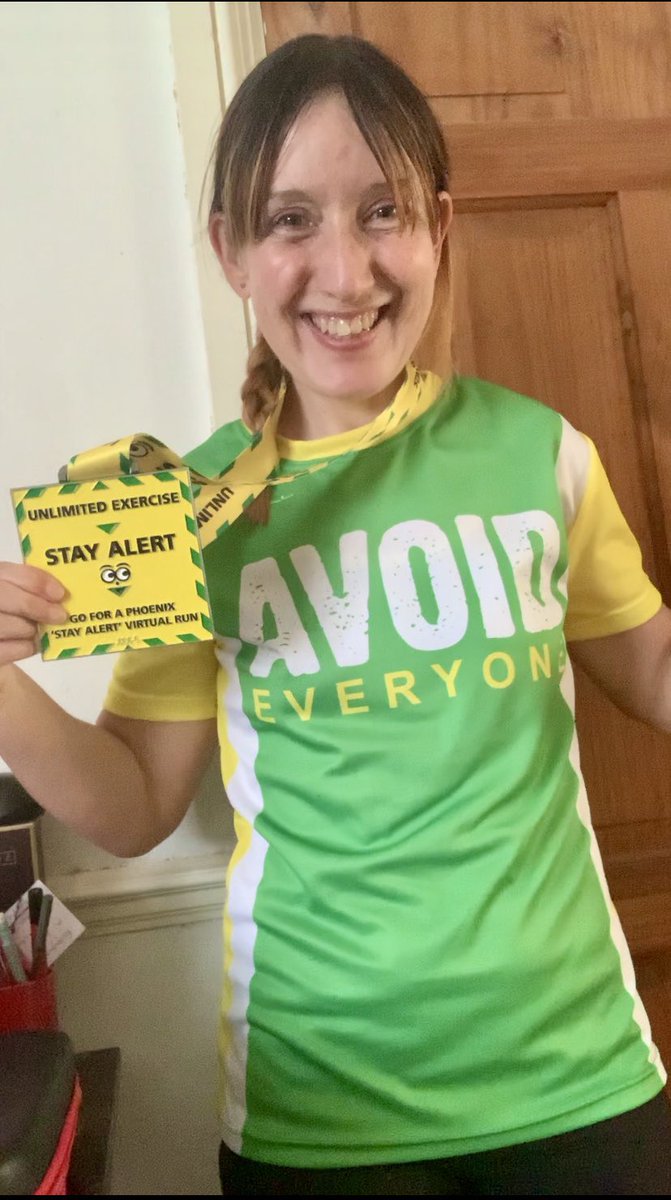 romfordrunner's tweet photo. Great way to finish a stressful week with a virtual event and a unique T-Shirt + medail #StayAlert #virtualrun #ukrunchat #unlimitedexercise #StaySafe @PhoenixRunning2 @fetcheveryone https://t.co/suDrFuasJ0