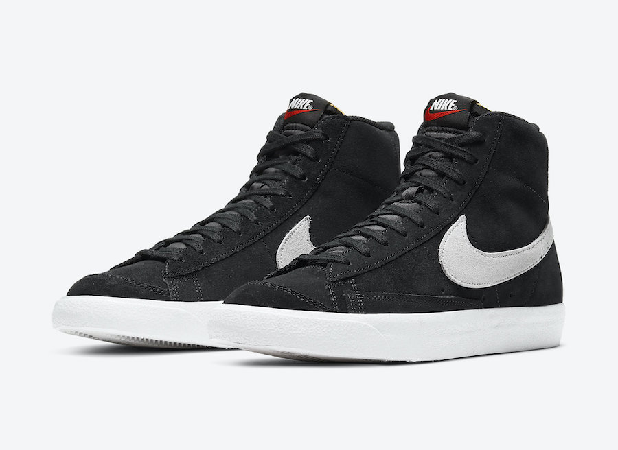 JustFreshKicks's tweet photo. Nike Blazer Mid ’77 Suede Releasing in Black and Photon Dust https://t.co/9HQcptYobx https://t.co/mU3ly6cWHI