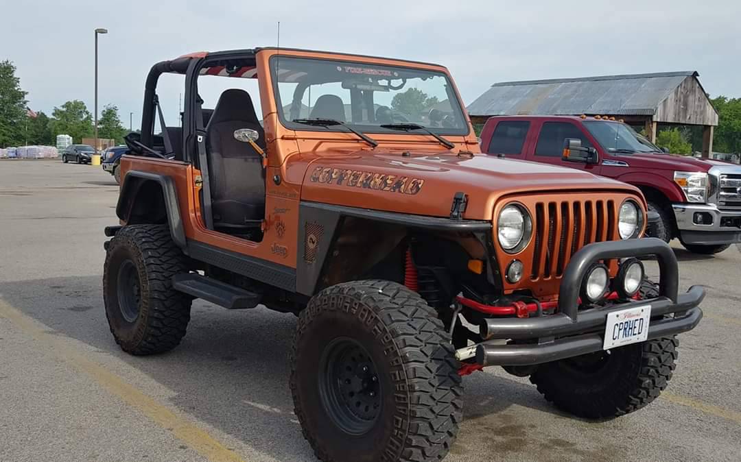 Sunny Sunday!  It's going to be a pretty day for a Jeep ride!  Let's see those topless Jeeps!  Photo credit: 📸 Mike Waugh