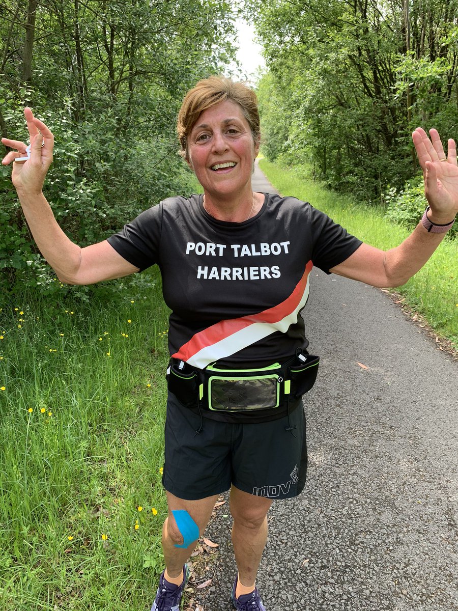 CurtyLinda's tweet photo. #BadRELAY for #PortTalbotharriers @AfanValley 30 mins 2.8 miles run @SlimmingWorld @Bodymagic https://t.co/Su9wTVLlH3