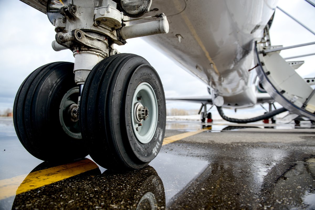 gp_aero's tweet photo. Everyone promises speed, quality, efficiency and great customer service. But we don’t just promise - we deliver. https://t.co/LHoXN719tV