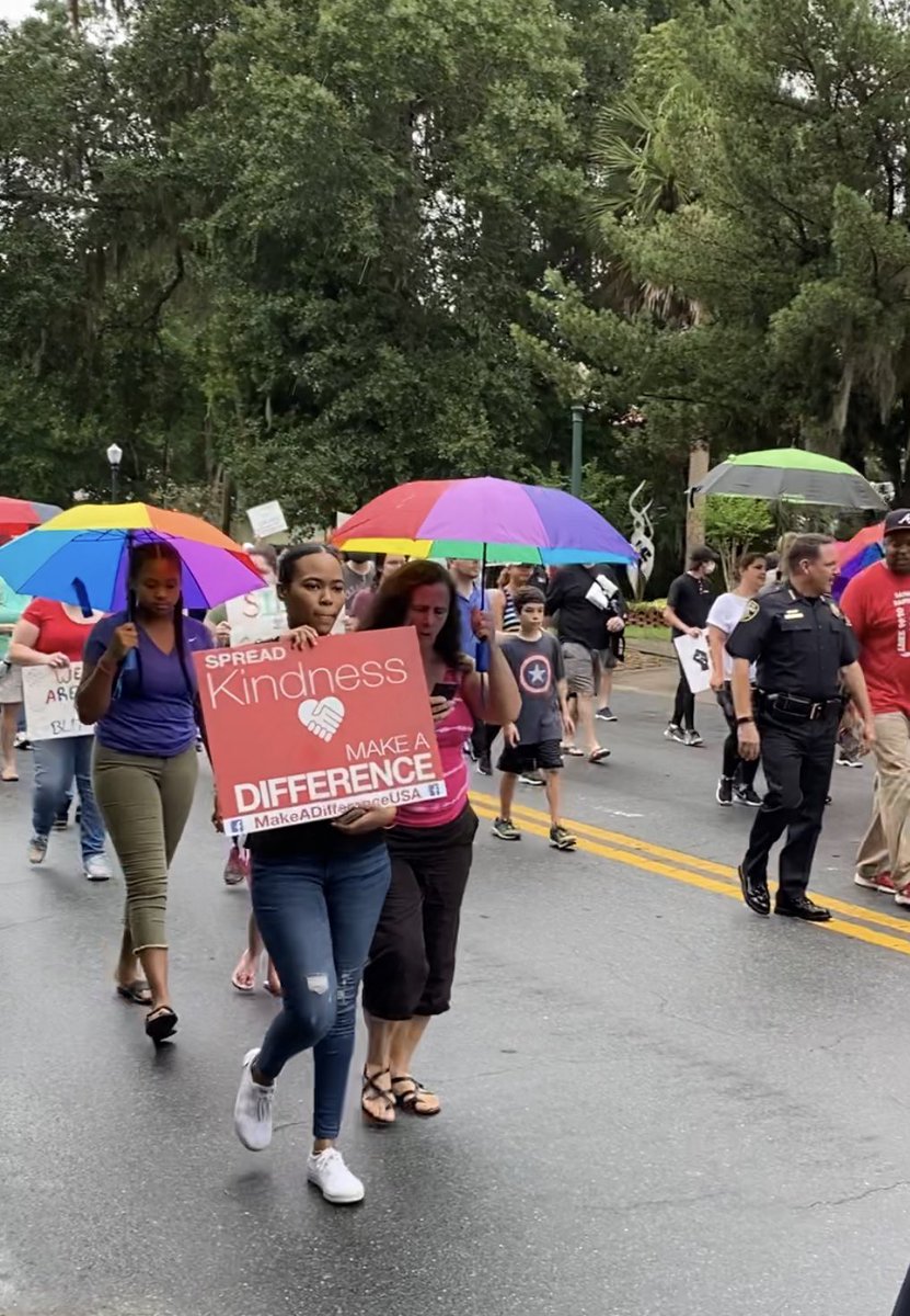 DC_SLP_roxbrown's tweet photo. #MountDora #PeaceLoveAndUnityWalk #GeorgeFloydProtests https://t.co/Digk2FfEpP