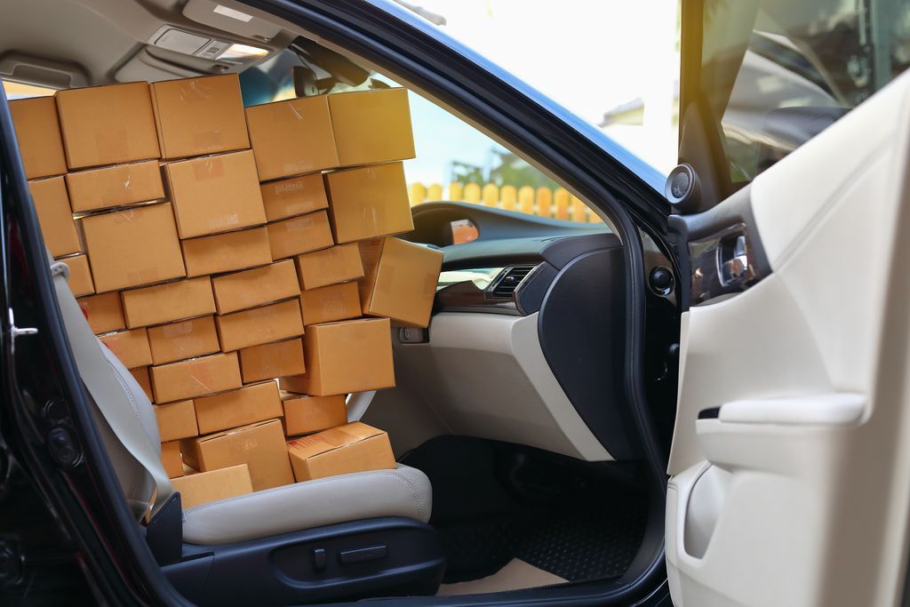 GoShipNetwork's tweet image. Is your worst shipping and fulfillment catastrophe worth $5,000? We want to hear your biggest shipping horror stories. Submit your "Oh Ship!" moment for a chance to win! buff.ly/2zS9QzL  #OhShipMoments #ecommercestore #shippingfailure