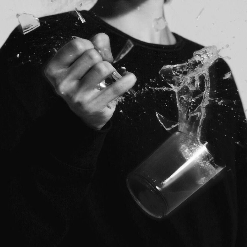 NarcissaB_'s tweet photo. “How many times can the same thing break your heart ?”

As long as you love it ~ https://t.co/xFfx7H6Re6