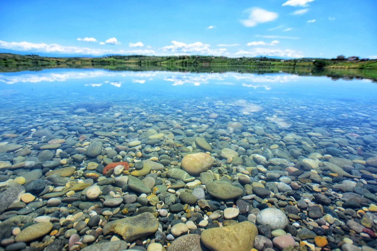 antoniocakshiri's tweet photo. Weekend in #Belsh #Albania, city of lakes!
Located only 60 km from the capital #Tirana, the city has recently turned to a tourist attraction. With crystal clear water in a number of lakes the community is hoping to turn them into beaches for tourists this summer ☀️. #Photos https://t.co/cAtFxoZemP