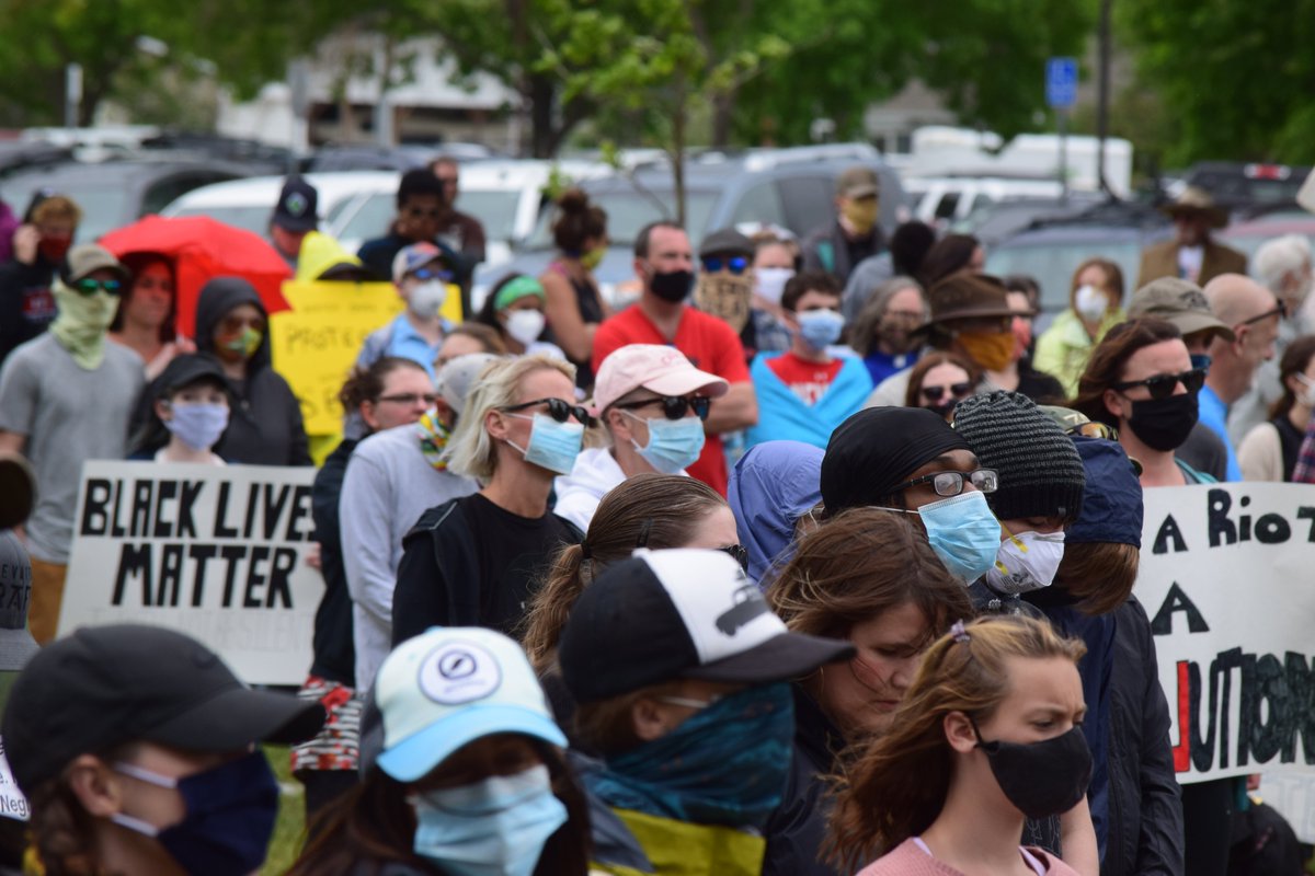 YellowstoneGate's tweet image. Hundreds gather in Cody to protest racism, excessive force

yellowstonegate.com/2020/06/hundre…
