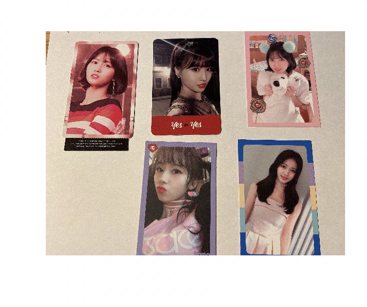 m58739093's tweet photo. twiceトレカ交換
求more&amp;moreトレカ
譲お写真
BTS譲れるもの何枚かあるのでそちらとtwicemoreとのトレ🙆‍♀️
#btsトレカ交換
#BTS交換
#BTSトレカ
#twice交換
#twiceラントレ交換
#twiceトレカ交換 https://t.co/349dvaZVZP