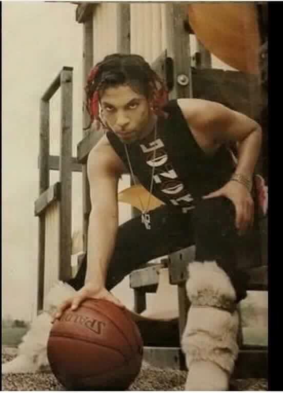 Happy Birthday to two of the greatest basketball playing musicians of all time