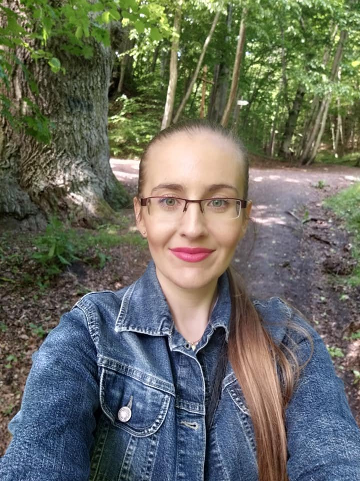 Hurra jestem w lesie :)