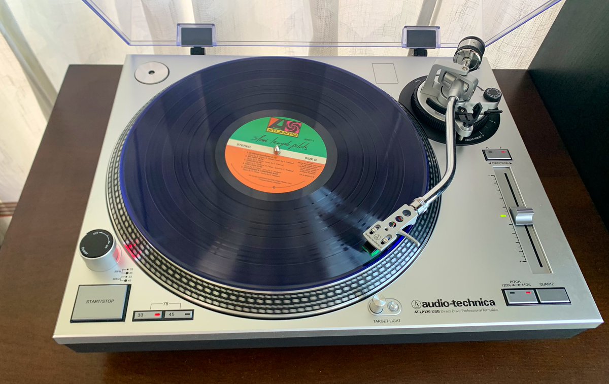 MoMetalTrax's tweet image. Desperately needing to clear the mechanism today...
#StoneTemplePilots #Purple
#NowPlaying #VinylAddict  
Released today in 1994 the bands 2nd album was a massive hit debuting at #1. 
#InterataeLoveSong #Vasoline
#BigEmpty #Unglued  #SilvergunSuperman #Rock
#SundayMorningAnalog