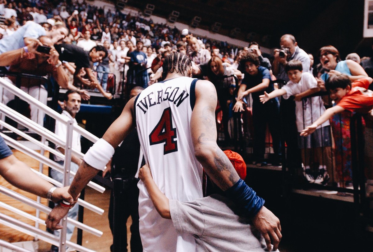 BleacherReport's tweet image. Today’s game doesn’t exist without Allen Iverson.

The Answer turns 45 as one of the most influential ever.

◾️ROTY
◾️￼￼11x All-Star
◾️Smallest MVP ever
◾️4x scoring champ
◾️3x steals champ
◾️No. 2 playoff PPG
◾️hall of fame