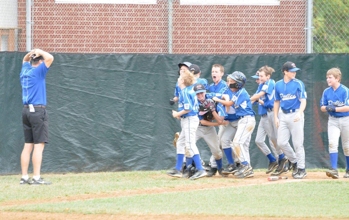 My coach sent me these yesterday :’) tb to the greatest sports moment of my life