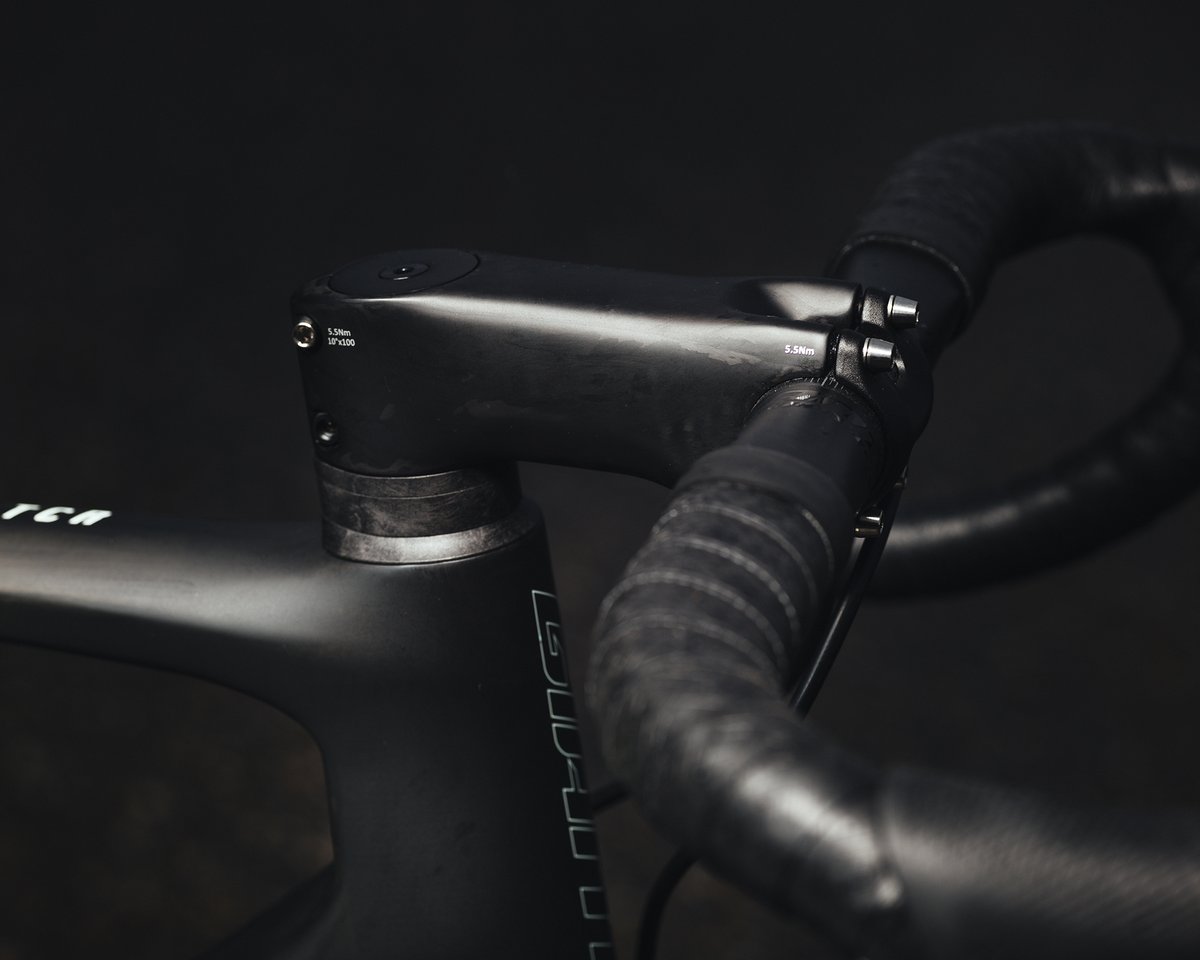 Designed in conjunction with the frameset to work best as a cohesive unit, the new Contact SLR cockpit not only enhances the aesthetics, but also the performance of the new TCR. This is the #TotalRaceBike. 

Learn more here: ow.ly/H4il50z6VJq

#RideUnleashed