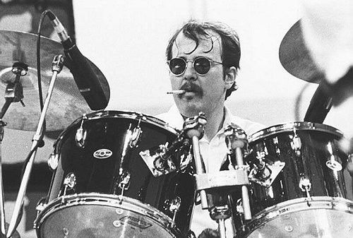  Happy 70th Birthday to the man who never lost a cigarette...Mr. Bun E Carlos! XO 