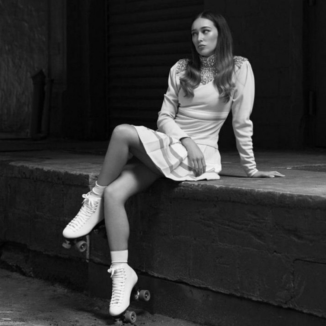 #SeductiveSunday ⛸