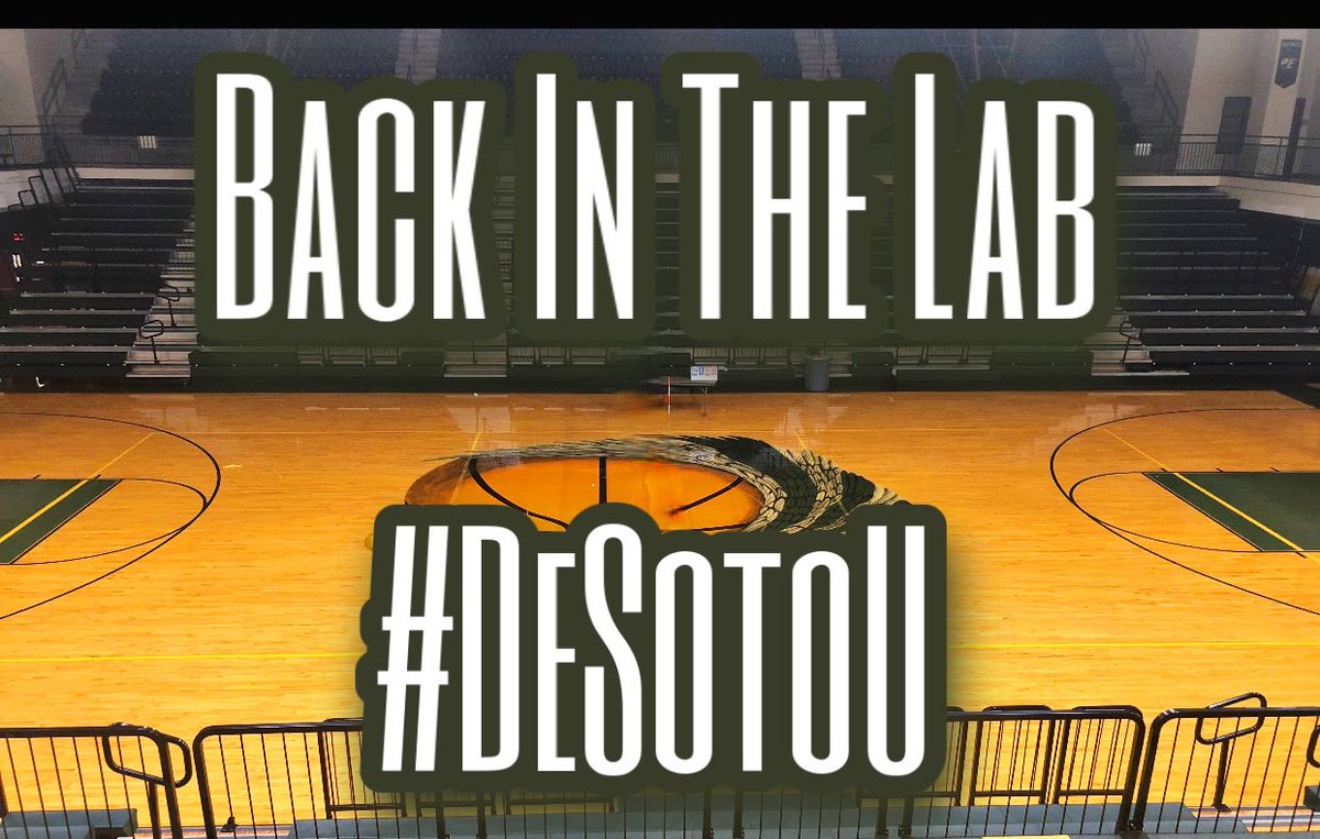 DesotoMbb's tweet image. 🚨🚨🚨 Lets Go!!!🚨🚨🚨

Monday June 8th - 11am - Main Gym

Desoto mbb we’re #backinthelab  pls do not arrive too early due Covid regulations. Pls bring  mask, a big water container, towel. Be ready to work. Guest speaker Rolando Blackman !!!