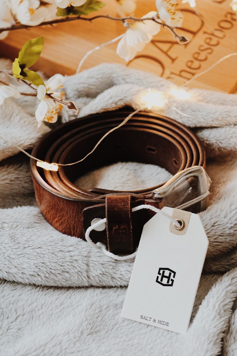 jennymarston_xo's tweet image. AD • If you want to make Father’s Day special this year but need a little inspiration, check out today’s gift guide for a ton of inspiration 😍✨⬇️

buff.ly/305opep @Prezzybox @Ohelobottle @cardologyltd @Trendhim @PDS_Photo @EdgeInspired @sotonbloggers @sincerelyessie