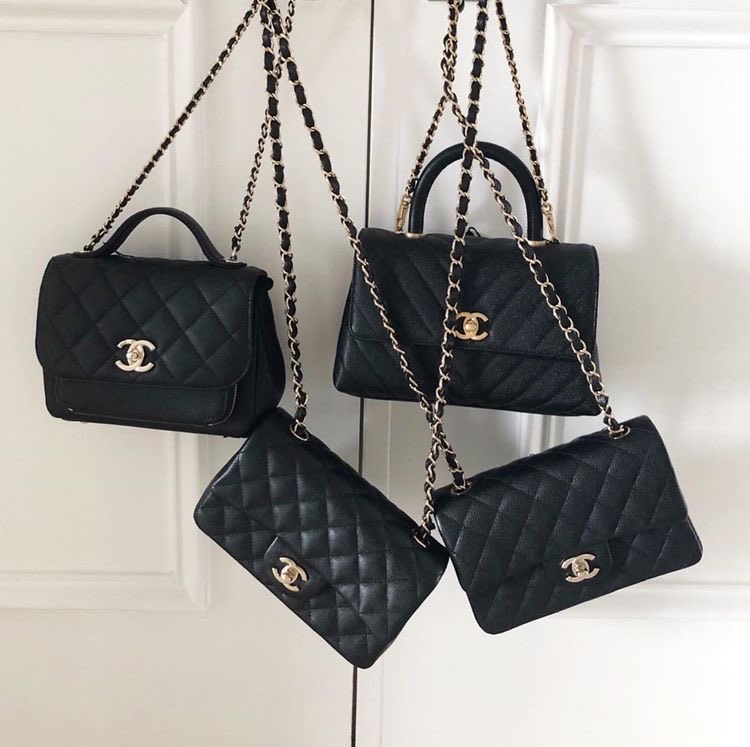SelectOutfit's tweet photo. Chanel mood https://t.co/hTbIBMEggk