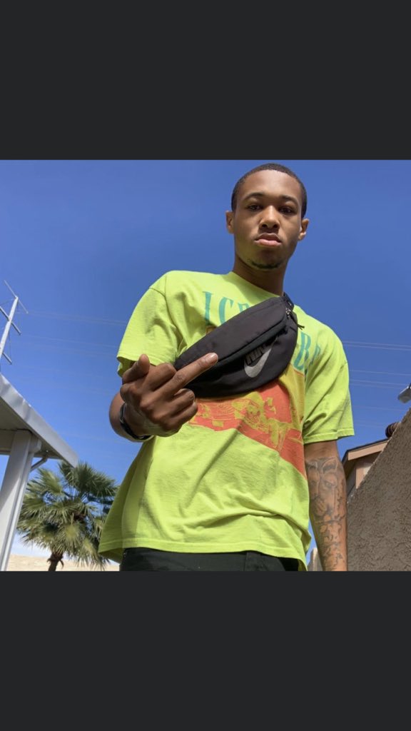 jayAve_'s tweet image. Love you dawg real talk ❤️😓 Ill love you for handsome ❤️❤️ RIP