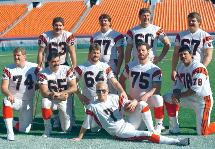 Super70sSports's tweet photo. The Bengals’ secret to protecting Boomer Esiason? Anthony Munoz and seven dudes who looked like bouncers from the local titty bar who were in a complicated relationship with a stripper named Brandi. https://t.co/iux1sF5HGA