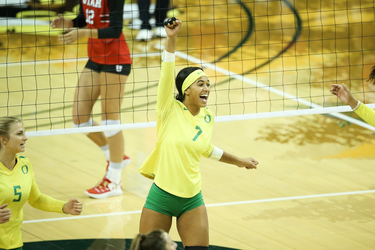 Join us in wishing a very happy birthday to <a href="/ronikastonee/">el oh el</a> 🎉!