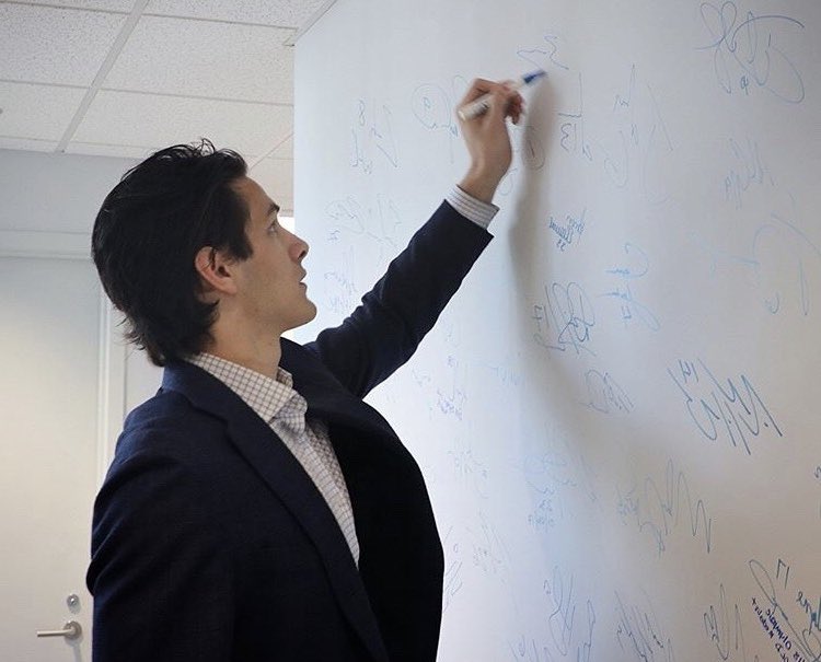 Mathew Barzal as Michael Scott, a much needed thread, that’s what she said: