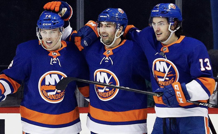 Mathew Barzal as Michael Scott, a much needed thread, that’s what she said: