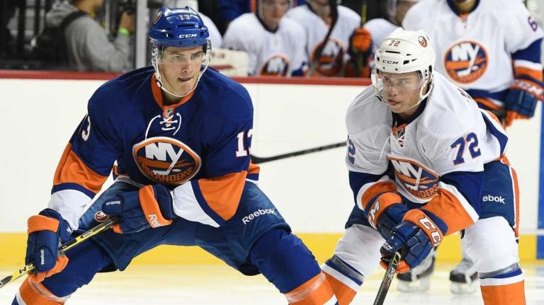 Mathew Barzal as Michael Scott, a much needed thread, that’s what she said: