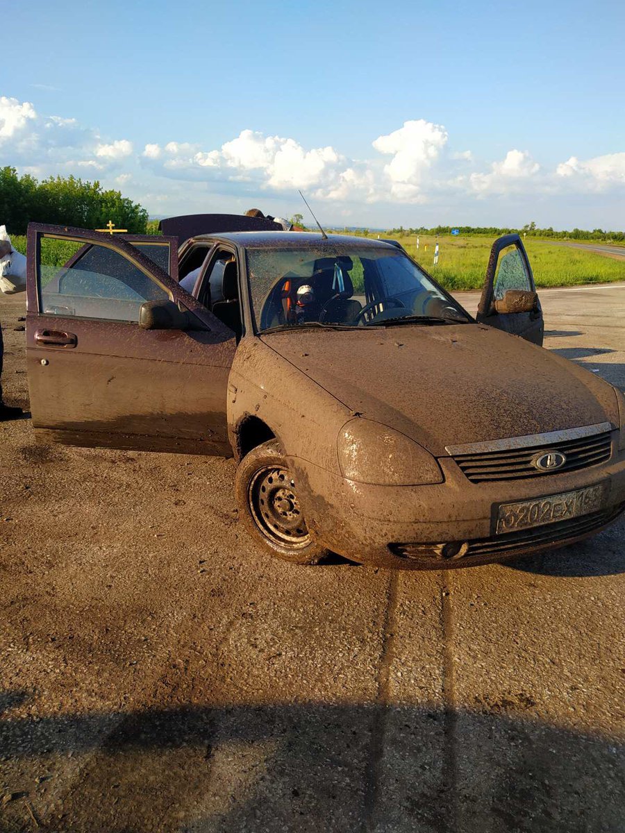 <a href="/5vAlenka/">~Елена~</a> @BasovSA <a href="/Mintrans163/">Минтранс СО</a> @ayspiridonov <a href="/IssevaSV/">Светлана Исаева</a> <a href="/Volzhsky_adm/">Администрация Волжского района</a> <a href="/SamMobilePriem/">Мобильная приемная Губернатора Самарской области</a> <a href="/D_Azaroff/">Дмитрий Азаров</a> <a href="/UZERYYQo1DOJFv7/">Галина Инякина</a> <a href="/iz_Yubika/">Екатерина</a> <a href="/levchenko_Mi/">Михаил</a> <a href="/elenaizubika/">Елена</a> <a href="/Minstroy63/">Министерство строительства Самарской области</a> <a href="/I_Pivkin/">Иван Пивкин</a> Есть и те, кто без помощи внедорожников выезжает после дождя. Но потом прямой дорогой на автомойку.