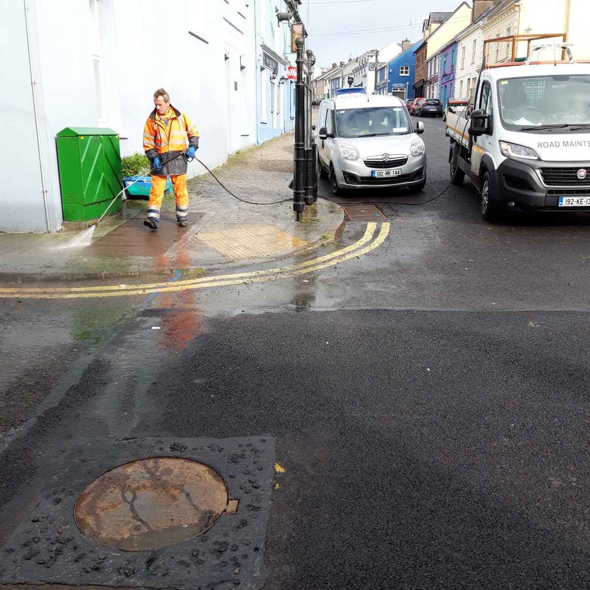 countykerry's tweet photo. Kerry County Council staff continuing to prepare for Monday's reopening of retail businesses with a deep clean of Dingle town centre as part of the Safe Streets programme. #safekerry https://t.co/z3jD41QFUK
