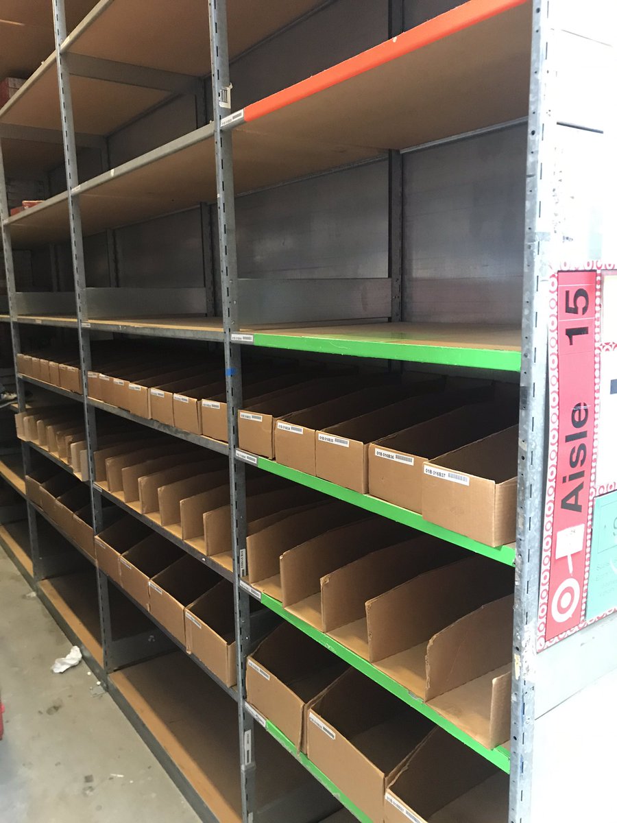 RobertYep's tweet photo. 1166 is Ready for BTS/BTC merchandise!!  What an amazing day my DBOs has preparing our their back rooms! @TCrystallake @stevecrawford22 @JustinKahn0731 @Jfofana16 https://t.co/DrldfYLQFu