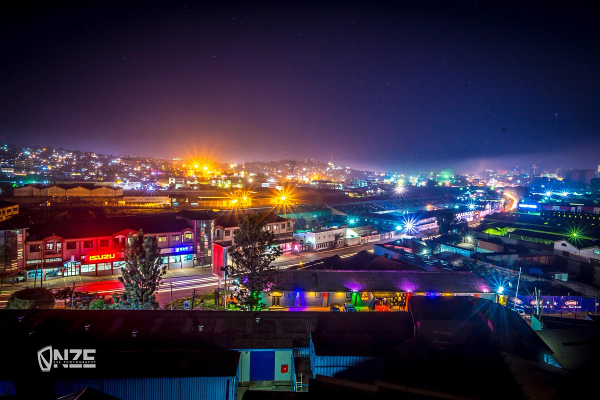 ashburgkatto's tweet photo. THIS IS NOT PARIS... THIS IS KAMPALA CITY IN EAST AFRICA 👍💪. Thank you President @KagutaMuseveni https://t.co/sJ84tYAS50