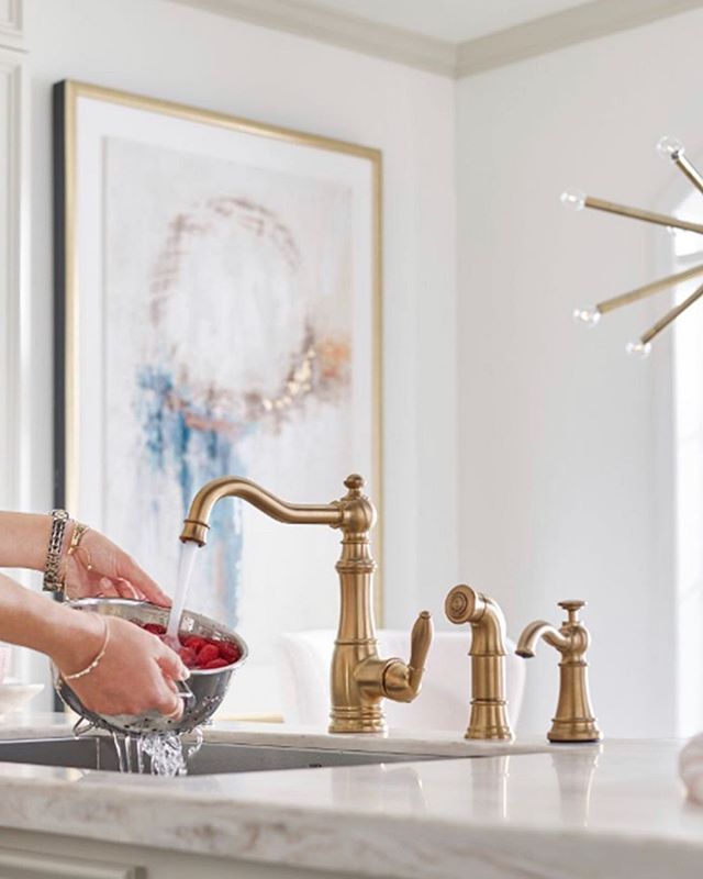 Standard_SPS's tweet photo. The perfect addition to your kitchen. Shop the @Moeninc Weymouth Brushed Gold One-Handle High Arc Kitchen Faucet online or at one of our many stores. #getitatstandard

📸 https://t.co/Rup4YELaGE via https://t.co/sN3Xtjx2Wg https://t.co/SaeoFNwseO