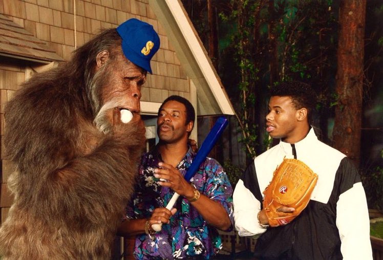 Super70sSports's tweet photo. My choice for greatest Mariners outfield: Henderson, Griffey Sr., Griffey Jr. https://t.co/ioA9OL9U0Q