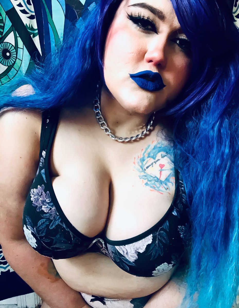 gothiccumslut / Top 1.2% Fansly tweet media