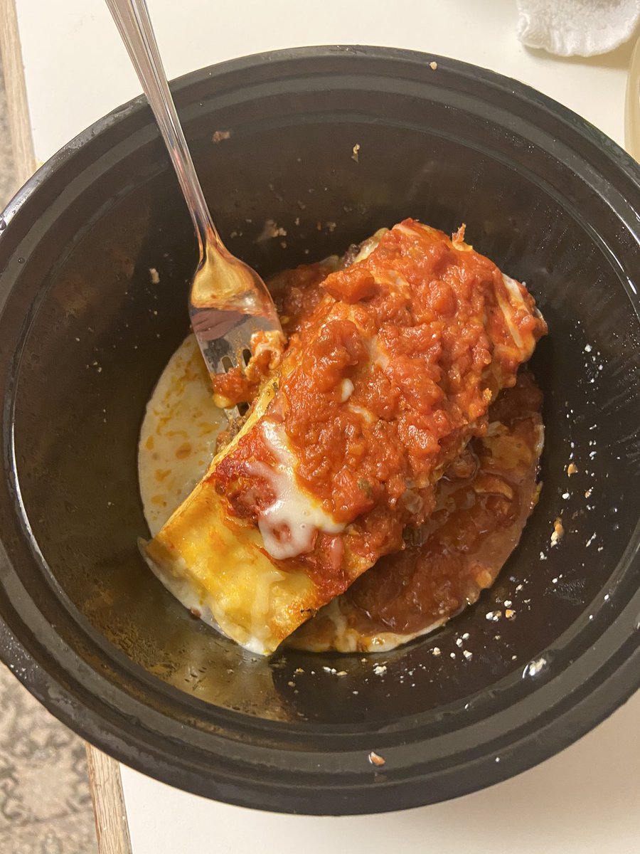 _AlanMorris's tweet photo. Seriously, @MacaroniGrill ?! $17.00 for a sliver of lasagna! Trying to support you during the quarantine but this makes it hard.  #MallofGeorgia https://t.co/kE2qlUzYsY