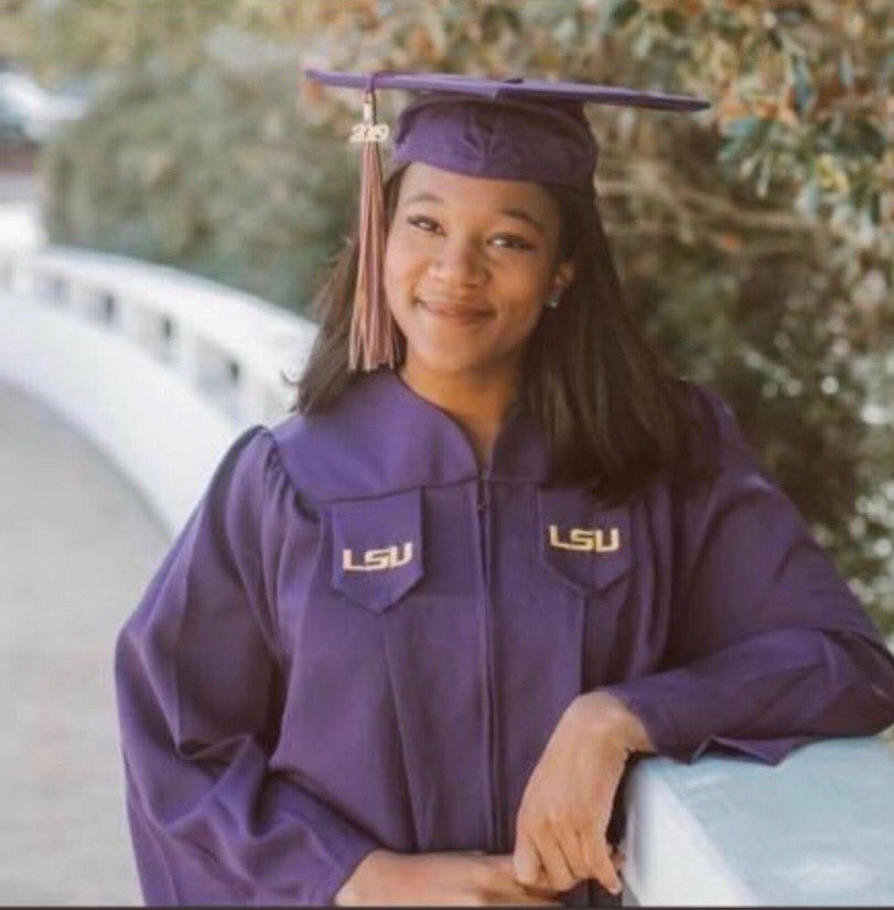 bwei_lsu's tweet image. We won’t forget you❤️