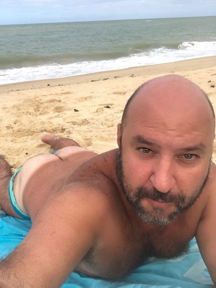 UrsosCIA1's tweet photo. Insta: https://t.co/JV41djlS9O
#UrsosCia #Peludos #Barbudos #BarbudosPeludos #PeludosBR #PelosBarba #PeitoPeludo #Ursos #Bear #Beraded #Beard #Oso #Ursito #UrsosPeludos #UrsosVIP #UrsosLindos #UrsosGay #MaisLindosUrsos #GayBR #UrsosGayBrasil #UrsosBR #InstaGay https://t.co/bfxBrUiPp1