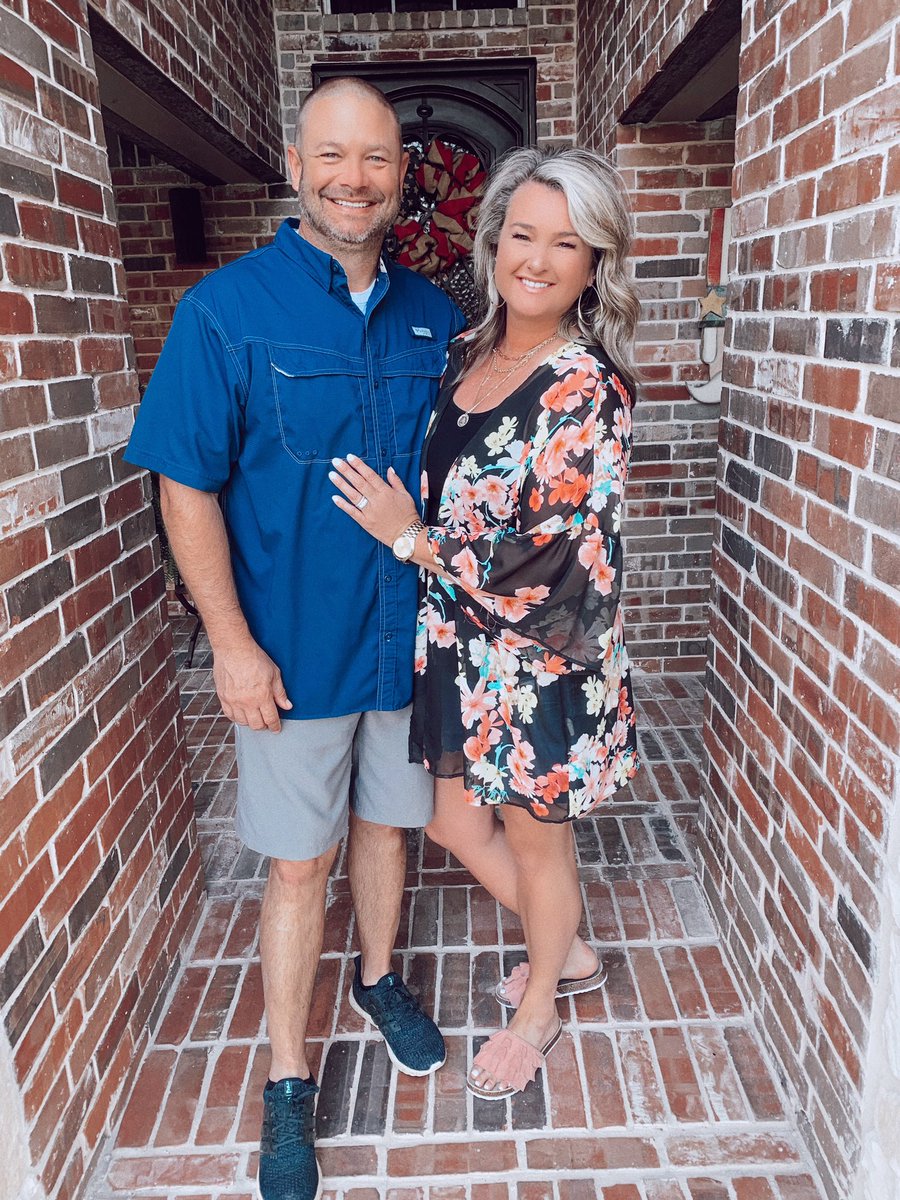 varrichio5's tweet photo. Happy 23 years! I love you! ❤️ @varrichio9 https://t.co/XxtU15ikml