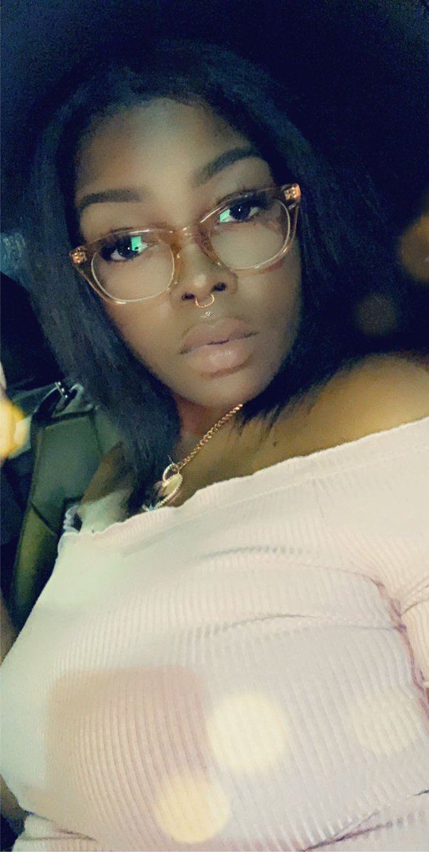 desnaj92's tweet photo. Brown skin girl🍫♥️✊🏾 https://t.co/XLTokeJ0Ur
